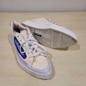 Sz 8 adidas Originals Hypersleek Platform Sole  Sneaker